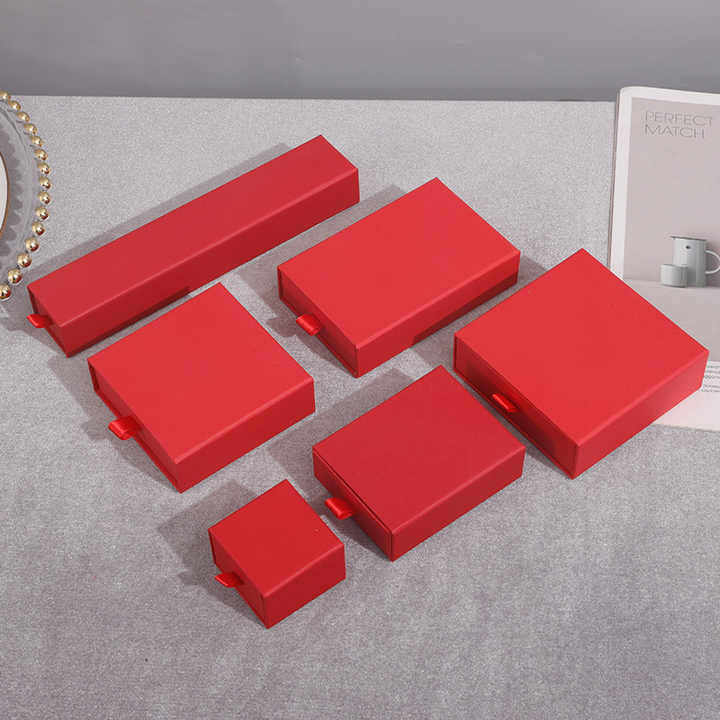 แดง (สต็อก AE)***