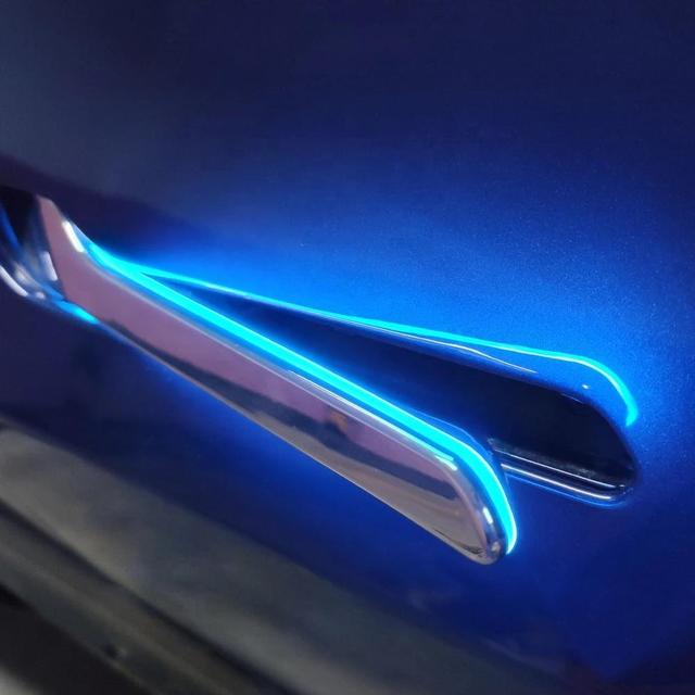 Tesla Model Y Automatic Pop-up Flush Door Handle LED Welcome Light Smart Electric Exterior Car Door Handle Upgrade