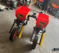 Semoir mécanique à deux rangs pour maïs sucré, maïs et soja, avec fonction d'apport d'engrais, pour tracteur à conducteur marchant de 10 CV