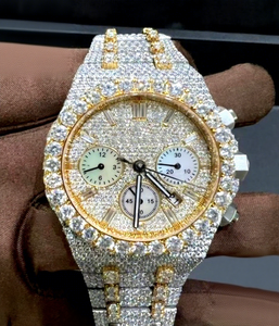 Montre chronographe en or jaune 14 carats avec moissanite VVS glacée, cadran en verre, bracelet en acier inoxydable, étanche 10 bars, fermoir de bracelet - Product Image 1