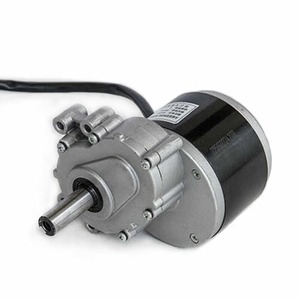 <span class=keywords><strong>Moteur</strong></span> à courant continu à aimant permanent 24V 250W 75/120 tr/min avec contrôleur, efficacité IE4 et support de fixation pour fauteuil roulant - Product Image 1