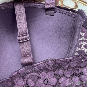 <span class=keywords><strong>Reggiseno</strong></span> Comodo e Traspirante con Ferretto Push-Up, Ricamo a C, Strass, Mezza Coppa Lavorata a Maglia, <span class=keywords><strong>Spalline</strong></span> Convertibili, Schiena Incrociata Solida - Product Image 5