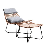 Fauteuil de salon d'extérieur moderne avec repose-pieds en rotin PE tressé, ensemble de meubles de patio, fauteuil de jardin tissé à la main avec coussin pour jardin