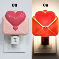 Veilleuse LED Cœur d'amour en forme d'enveloppe rouge romantique, à brancher, idée cadeau Saint-Valentin, éclairage décoratif fantaisie pour chambre à coucher