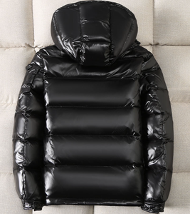 Cappotto corto invernale Casual da <span class=keywords><strong>uomo</strong></span> nuovo piumino <span class=keywords><strong>giovanile</strong></span> alla <span class=keywords><strong>moda</strong></span> con viso luminoso con chiusura frontale con cerniera con cappuccio spesso e caldo Logo - Product Image 2