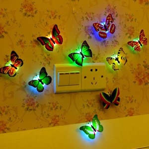 Veilleuse papillon lumineuse et colorée, décoration murale LED adhésive avec interrupteur, pour la décoration de chambre d'enfant - Product Image 1