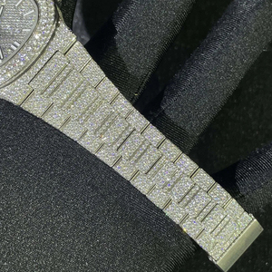 Montre mécanique <span class=keywords><strong>de</strong></span> <span class=keywords><strong>luxe</strong></span> sertie <span class=keywords><strong>de</strong></span> diamants en moissanite, acier inoxydable <span class=keywords><strong>de</strong></span> haute qualité, <span class=keywords><strong>lunette</strong></span> luminescente antique, style hip-hop, analogique ETA - Product Image 6
