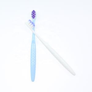 Cepillo de Dientes de Cerdas Suaves para Limpieza Básica de Dientes para Adultos, Cuidado Dental, Cepillo de Dientes Antideslizante para Aparatos Ortodóncicos - Product Image 4