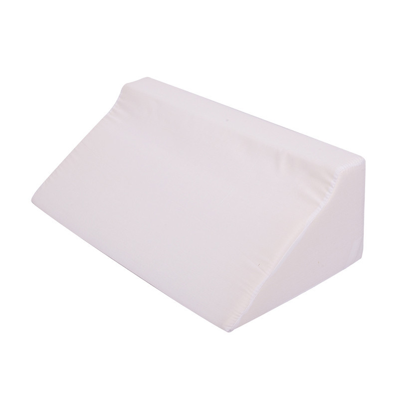 Tissu blanc en forme de R