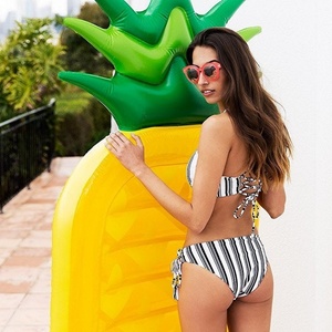 Bouée gonflable ananas de 180 cm pour piscine, jouet aquatique et divertissement flottant - Product Image 3