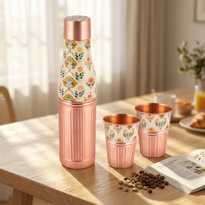 Juego de Botella de Cobre Ha900ML con 2 Vasos |   Juego de Botellas de Cobre Martilladas, Diseño Mitad Martillado y Mitad Meenakari - Product Image 1