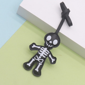 Colgante de esqueleto de Halloween de cuero PU, figura de hombre, accesorio DIY para bolso, decoración para el festival de Halloween, regalo - Product Image 5