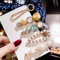 Pince à cheveux papillon avec perles, bijoux fantaisie, pince à clipser, pince à griffes avec chaîne de perles et pompon
