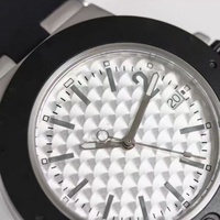 Montre mécanique de plongée sportive en alliage d'aluminium 40 mm avec cadran écaillé mat, verre saphir, alarme et fond en titane style numéro porte-bonheur