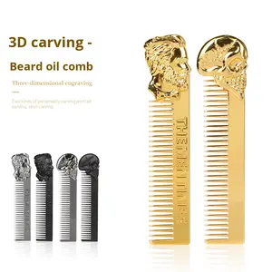 Peine para Barba de Aleación de Zinc con Diseño Retro, Dientes de Bambú, Bañado en Oro, Grabado Tridimensional, Portátil para el Cuidado del Cabello Masculino - Product Image 1