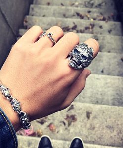 Anello retrò in lega con tre teschi da uomo, stile <span class=keywords><strong>punk</strong></span> gotico, regolabile, aperto, per uso quotidiano - Product Image 5