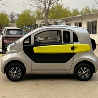 Mini Auto Eléctrico de 2 Puertas y 4 Asientos, 1500w, Puertas Eléctricas, Baja Velocidad, Vehículo de Nueva Energía para Adultos, para Desplazamientos de Corta Distancia