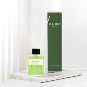 CLORINA-Diffuseur d'aromathérapie en verre 50ml avec parfum frais-Cadeau emballé dans une belle boîte cadeau - Product Image 1