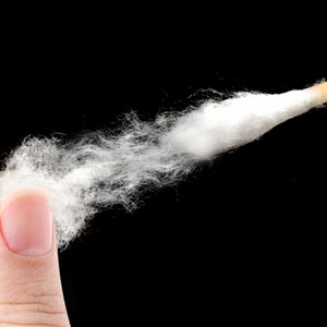 Hisopos de algodón médicos estériles desechables para limpieza y desinfección de heridas, esenciales para primeros auxilios en el hogar, 10 unidades - Product Image 1