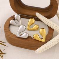 Boucles d'oreilles clous cœur en acier inoxydable plaqué or 18 carats pour femme, 3D, massives, dorées, romantiques, mignonnes, cadeau de fête, vente en gros, OEM