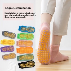 Fabricant de <span class=keywords><strong>chaussettes</strong></span> de sol en spandex antibactérien antidérapant/polyester vente en gros - Product Image 2