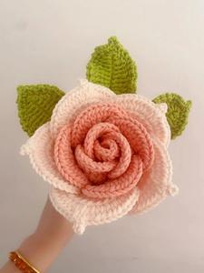 Fait à la main unique rouge Rose Crochet tricot romantique saint valentin nouvel an chinois cadeau pour votre femme fleur décorative et plante - Product Image 5