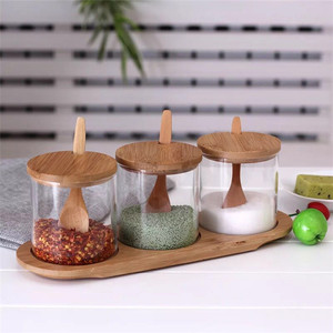 <span class=keywords><strong>Set</strong></span> di vasetti di spezie in vetro portatile fatti a mano da 300ml con cucchiaio di bambù per condimenti da cucina e contenitori per alimenti sostenibili - Product Image 4