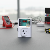 Prise de protection de tension monophasée à affichage numérique 220V avec matériau PC pour réfrigérateur et climatiseur à usage domestique