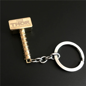 Collar con Colgante de Martillo de <span class=keywords><strong>Thor</strong></span>, Joyería de Moda ZRM, Diseño Inspirado en la Película <span class=keywords><strong>Thor</strong></span>: El Mundo Oscuro, Aleación de Zinc, Chapado en Oro, Unisex, Suministro Directo de Fábrica - Product Image 4