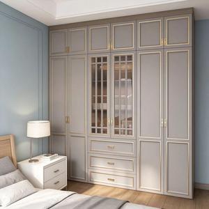 Armadio Moderno in MDF con Pannelli Rialzati, Finiture Dorate, Ante Grigie e Telaio in Legno Scuro, Mobile per Camera da Letto - Product Image 4