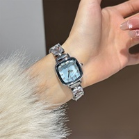 Montre-bracelet de luxe pour femme, nouvelle collection, montre personnalisée en cuivre, bracelet en acier inoxydable, alliage carré, tendance