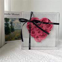 Lovebay Valentine Geschenke konservierte Rose in Acryl Geschenk box Herzform Ewige für immer echte rosa konservierte Blume in Acryl Box