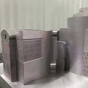 Pièces d'impression 3D aérospatiales en métal Xuli 3D, acier inoxydable, alliage d'aluminium, composants de précision personnalisés SLM basés sur des dessins - Product Image 3