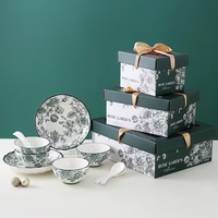 Service de table en céramique imprimé floral vert vintage, comprenant un bol, une assiette et une cuillère, idéal pour un cadeau de mariage, de pendaison de crémaillère ou pour la salle à manger.