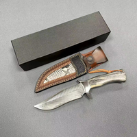 Couteau de camping tactique en acier épais Vg10 manche en bois forgé couteau Bowie à dos droit couteau d'extérieur Edc en acier damas