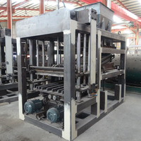 Machine de fabrication de briques en béton entièrement automatique QT5-15 de marque Dongfeng, prix usine, avec moteur à engrenages à pression hydraulique et pompe PLC