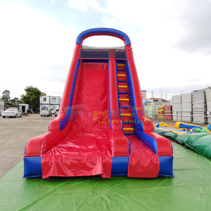 Castillo inflable comercial para niños, tobogán rojo grande con forma de granja para fiestas y eventos al aire libre - Product Image 4