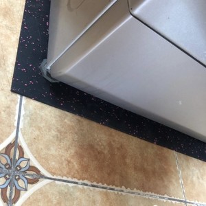 Recycled Rubber Granules Flooring Industrial Slip Resistant Water Resistant Indoor Outdoor <b>Mat</b> - Product Image 3