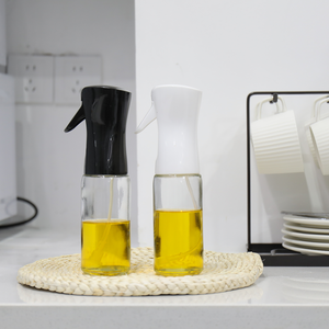 Botella de spray de vidrio de <span class=keywords><strong>aceite</strong></span> de <span class=keywords><strong>oliva</strong></span> redonda transparente vacía de 220ml con spray para <span class=keywords><strong>aceite</strong></span> de cocina de niebla - Product Image 3