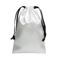 Sac de shopping en satin blanc avec cordon de serrage, impression de logo personnalisée, sac de rangement réutilisable en satin de soie de luxe pour lingerie