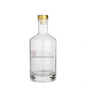 Bouteille en verre transparente de 750 ml pour <span class=keywords><strong>vodka</strong></span> et gin de luxe <span class=keywords><strong>russe</strong></span> à bas <span class=keywords><strong>prix</strong></span> – Vente en gros – Fabricant de bouteilles en verre personnalisées - Product Image 3