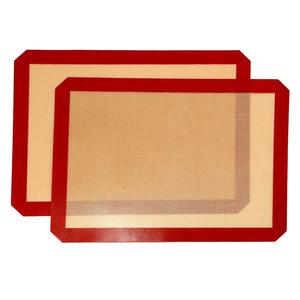 Tapis <span class=keywords><strong>de</strong></span> <span class=keywords><strong>cuisson</strong></span> <span class=keywords><strong>réutilisable</strong></span> en silicone antiadhésif - Product Image 2