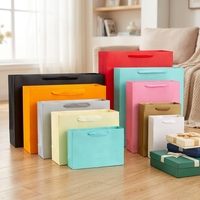 Sac cadeau personnalisé en carton épais, matériaux recyclés, poignée plate renforcée, fermeture magnétique, sac de shopping de luxe, sac de vente au détail