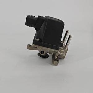 Inyector de urea 51154036012 para motores diésel Cummins, estándar de emisiones China VI, para uso en camiones de plataforma. - Product Image 2