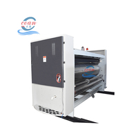 Machine de fabrication de boîtes en carton avec alimentation en chaîne, impression flexo 4 couleurs et découpeuse-creuseuse pour carton ondulé