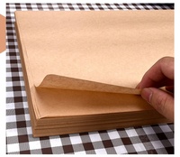 Papier Kraft Recyclable Personnalisé 50 g/m² de Qualité Alimentaire, Absorbant l'Huile, pour Emballage et Revêtement de Plateau de Barbecue pour Canard Rôti, Poulet et Viande