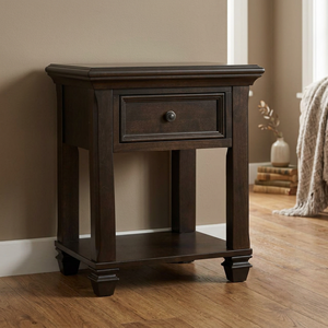 Mesa de Noche Tradicional Glendale de Roble Macizo con Cajón Superior de Madera y Estante Abierto, Muebles para Dormitorio - Product Image 4