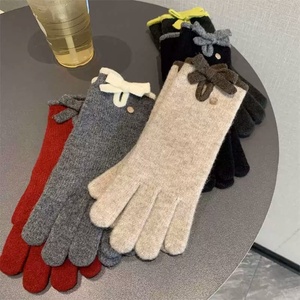 Nouveaux gants d'hiver en mélange de laine premium pour femmes, avec nœud, à deux doigts exposés, compatibles écran tactile, résistants au froid et chauds pour usage quotidien - Product Image 6