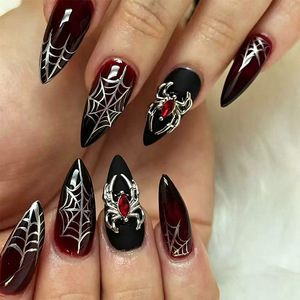 24 faux ongles stiletto extra longs à presser, rouge et noir gothique, avec motifs roses 3D, pour femmes et filles - Product Image 6