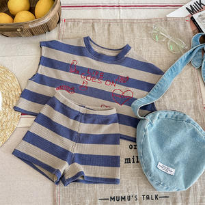 Enfants ensembles <span class=keywords><strong>2023</strong></span> été garçons et filles à manches courtes Shorts gaufré rayure deux pièces ensemble enfant en bas âge bébé fille vêtements tenue - Product Image 6